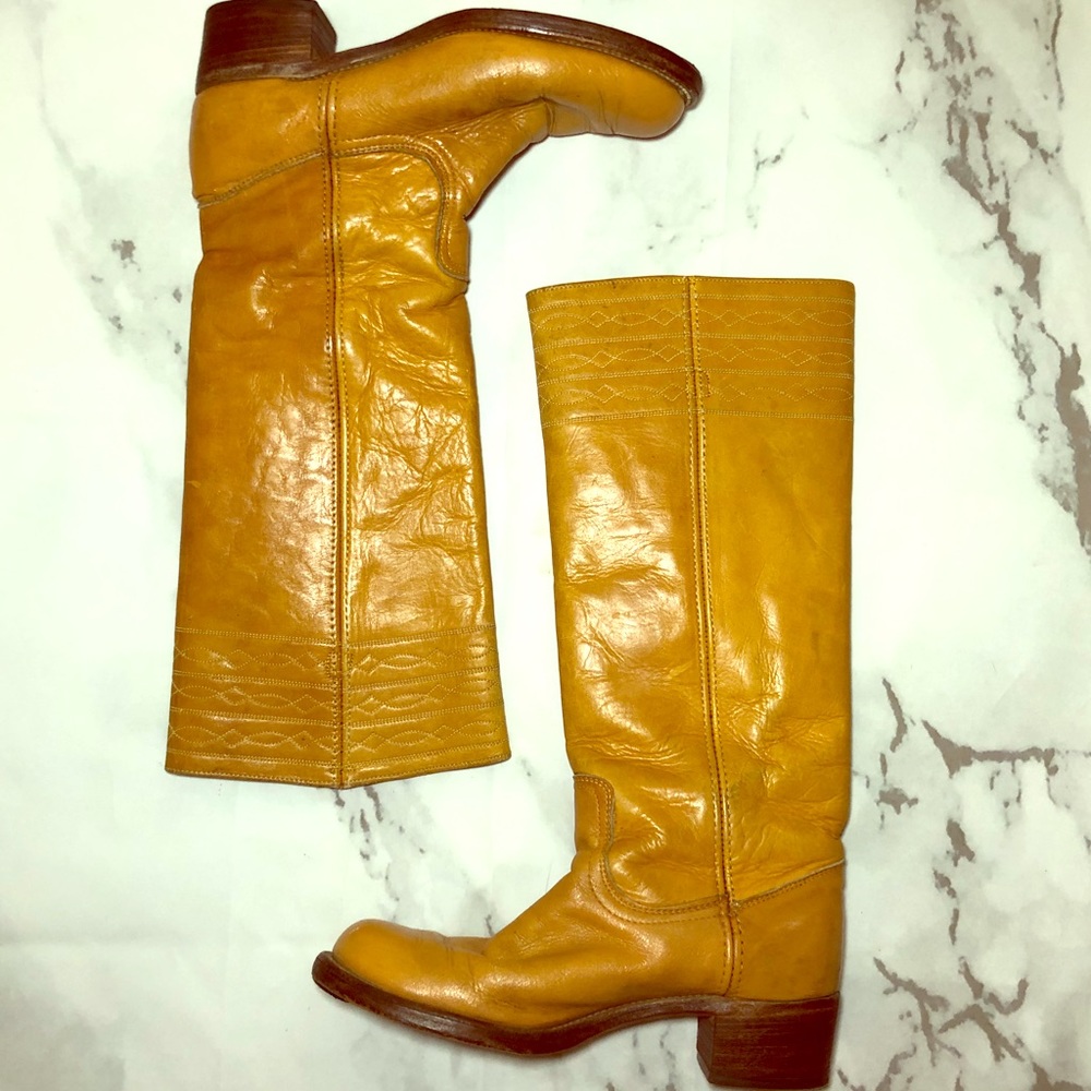 VTG 70’s Frye Campus Distressed Banana Boots